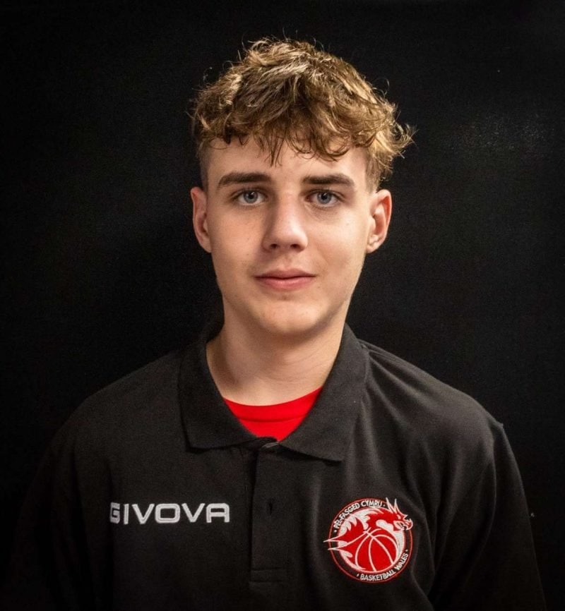 Cian Brown Vale Vipers