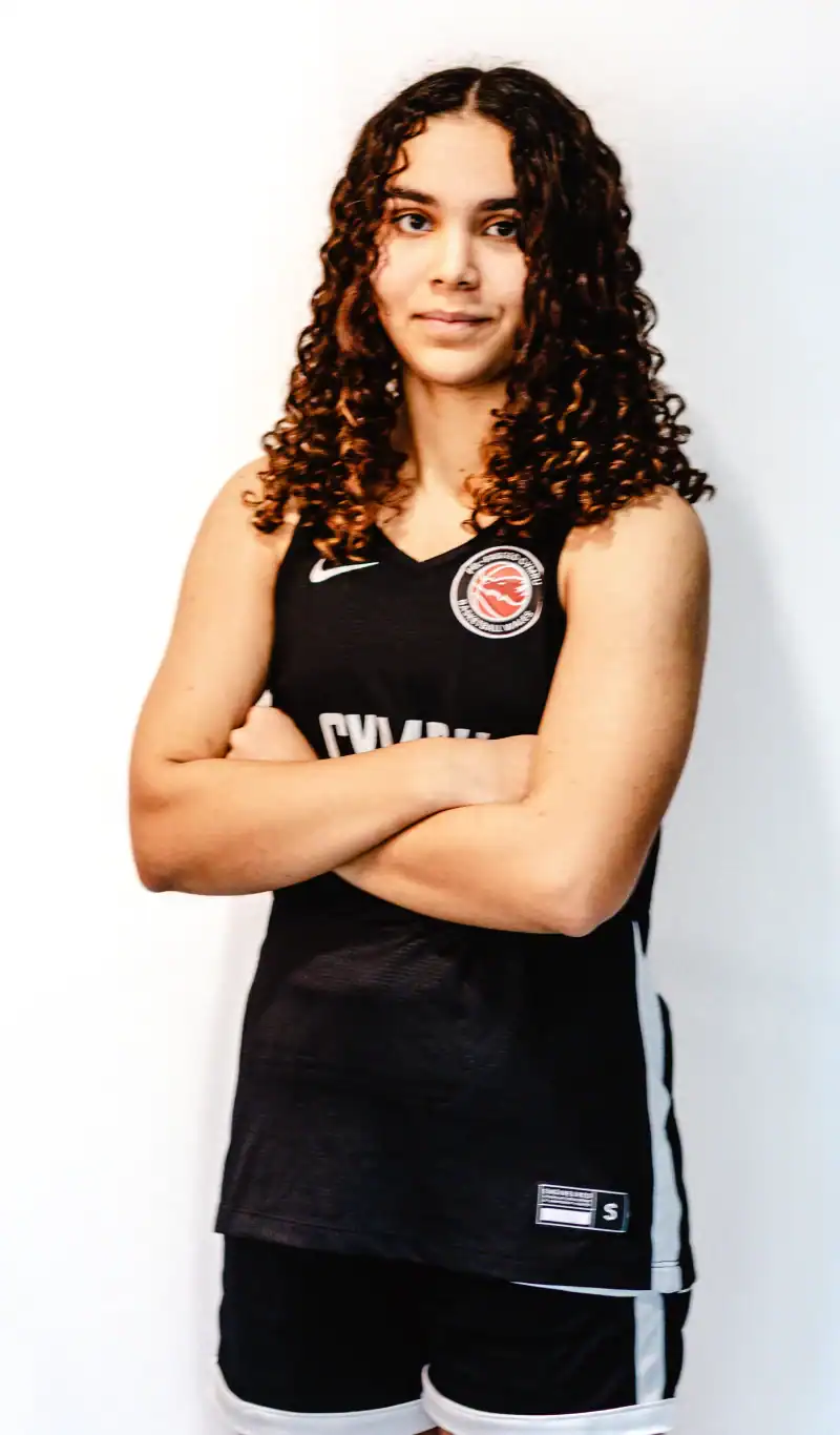 Lottie Jones Oaklands Wolves