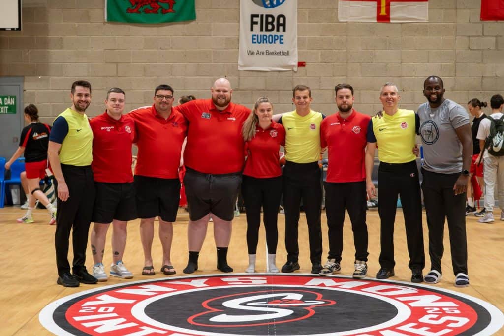 Officials ynys mon